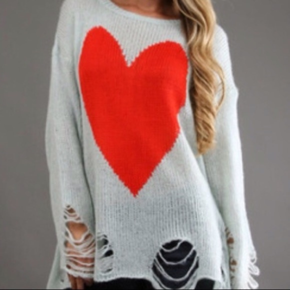 Wildfox Sweaters - WildFox  distressed  Lennon sweater M